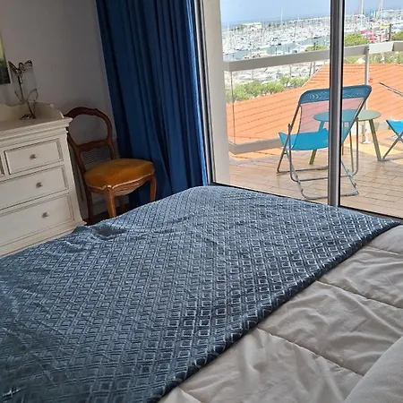 Vaste Avec Vue Sur Le Port De Plaisance Apartamento *