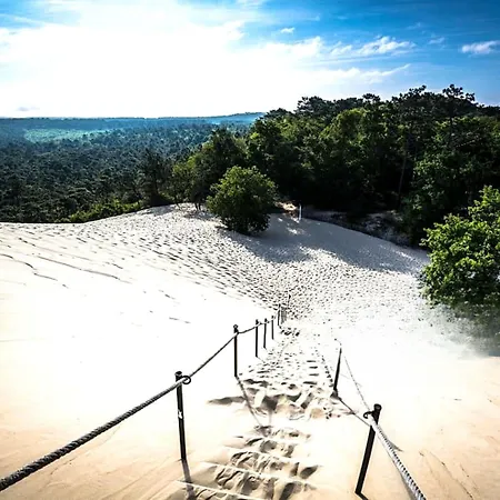 Vaste Avec Vue Sur Le Port De Plaisance Appartamento